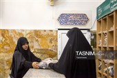خدمت در حریمی که خاک آستانش تاج افتخار است