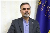 رئیس مرکز طب ایرانی: باور به بی‌ضرر بودن گیاهان دارویی اشتباه است
