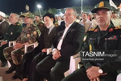 ادای احترام به 173شهیدفراجادردومین اجلاسیه شهدای انتظامی خراسان جنوبی