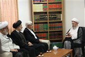 دیدار عارف با آیت‌الله سبحانی در قم