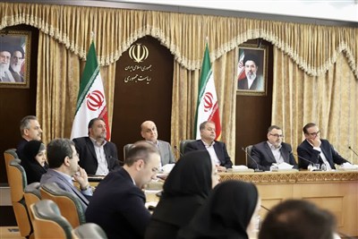فرصت‌های سرمایه‌گذاری گیلان در نهاد ریاست جمهوری بررسی شد
