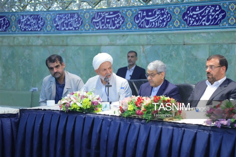 دولت برای مقابله با ریزگردهای قم بودجه ویژه اختصاص دهد