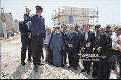 وزیر نیرو با هدف افتتاح و بازدید طرح‌های آب و برق، به استان بوشهر سفر کرد