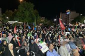 تجمع پرشور مردم دارالحماسه بوشهر در تجلیل از ضربه محکم مدافعان خلیج فارس به استکبار