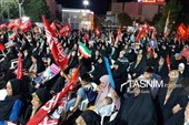 تجمع پرشور مردم دارالحماسه بوشهر در تجلیل از ضربه محکم مدافعان خلیج فارس به استکبار
