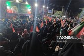 تجمع پرشور مردم دارالحماسه بوشهر در تجلیل از ضربه محکم مدافعان خلیج فارس به استکبار