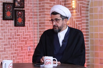 حوزه علمیه فلسفه اسلامی را از انزوا خارج کند