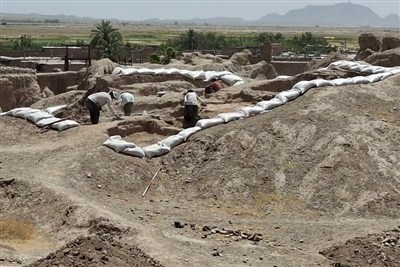 کشف دو فاز معماری و شواهد تازه از تحولات تاریخی قلعه نهبندان