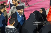نماز استغاثه به امام زمان(عج) در صحن غدیر سبزه‌میدان زنجان