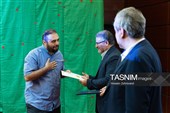 تقدیر از عوامل مستند رد هویت