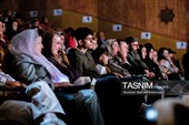 تئاتر «گؤیدن اوچ آلما دوشدو»