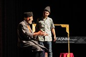 تئاتر «گؤیدن اوچ آلما دوشدو»