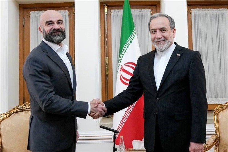 رایزنی رئیس اتحادیه میهنی کردستان عراق با عراقچی