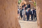 بازدید وزیر میراث فرهنگی از بافت تاریخی روستای پاده ـشهرستان آرادان