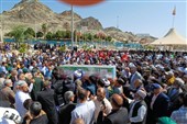 زاهدان پیکر شهید مولوی گرگیج را با پیام وحدت بدرقه کرد+ عکس