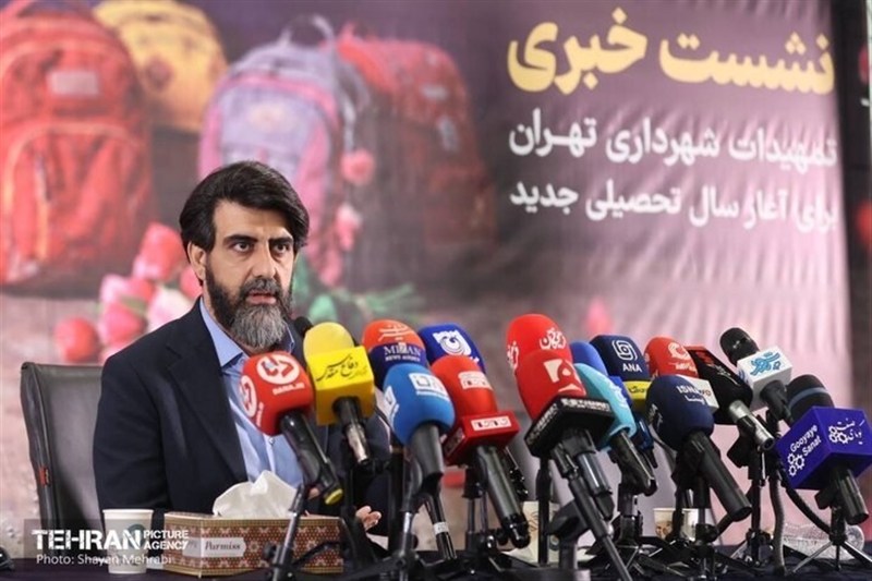 محمدخانی: 31 اتوبوس دوکابین وارد کشور شد