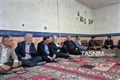 حضور مسئولان کهگیلویه و بویراحمد در منزل شهید علوی‌تبار