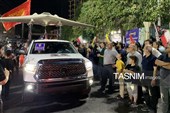 1. طنین شعارهای ضداستکباری در دویست‌اُمین شب حماسه میدان‌داری بوشهری‌ها