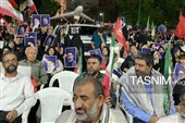 1. طنین شعارهای ضداستکباری در دویست‌اُمین شب حماسه میدان‌داری بوشهری‌ها