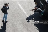 "313 ألف فدائی من أجل إیران".. حشود شعبیة تملأ ساحات العاصمة طهران