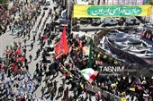 "313 ألف فدائی من أجل إیران".. حشود شعبیة تملأ ساحات العاصمة طهران