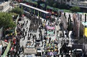 "313 ألف فدائی من أجل إیران".. حشود شعبیة تملأ ساحات العاصمة طهران