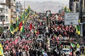 "313 ألف فدائی من أجل إیران".. حشود شعبیة تملأ ساحات العاصمة طهران