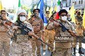 "313 ألف فدائی من أجل إیران".. حشود شعبیة تملأ ساحات العاصمة طهران