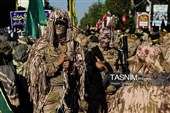 "313 ألف فدائی من أجل إیران".. حشود شعبیة تملأ ساحات العاصمة طهران