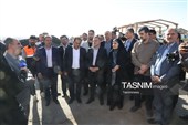 حضور وزیر راه دد راهدارخانه نیک‌پی