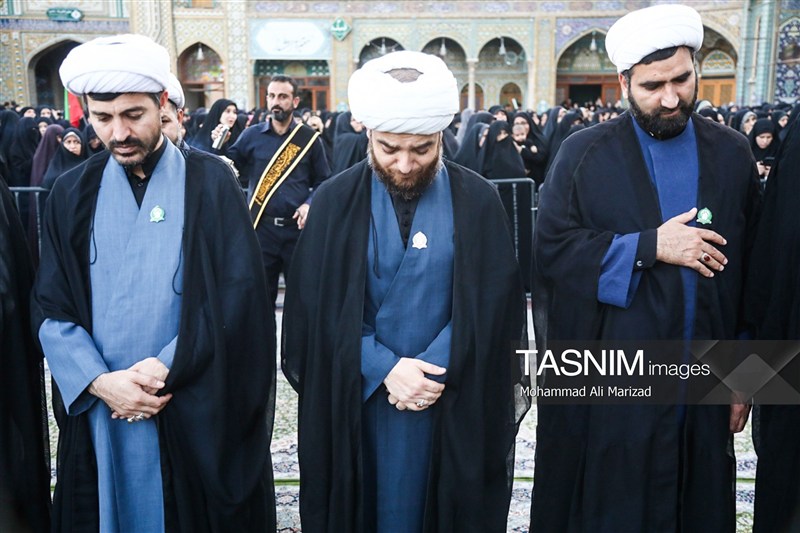 اهتزاز پرچم عزا بر گنبد منور حضرت فاطمه معصومه(س)+ عکس حضرت معصومه (س) , اخبار قم ,