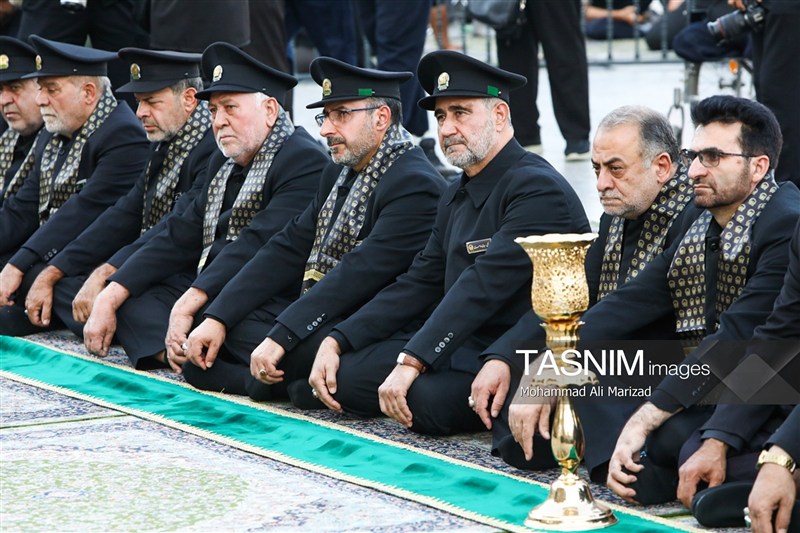 اهتزاز پرچم عزا بر گنبد منور حضرت فاطمه معصومه(س)+ عکس حضرت معصومه (س) , اخبار قم ,