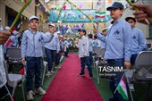 بدرقه فرزند شهید تا مدرسه