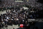 تشییع و تدفین پیکر آیت‌الله شبیری زنجانی در حرم