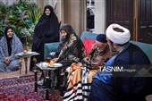 دیدار خادمان بسیجی آستان قدس رضوی با خانواده شهیدان رمارم