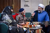 دیدار خادمان بسیجی آستان قدس رضوی با خانواده شهیدان رمارم