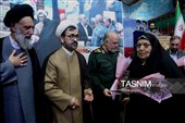 مزار شهدای اصفهان عطرافشانی و غبارروبی شد