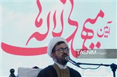 مزار شهدای اصفهان عطرافشانی و غبارروبی شد