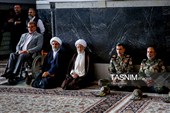 غبارروبی مزار شهدای مدفون در حرم مطهر رضوی
