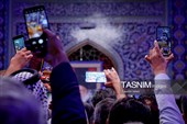 غبارروبی مزار شهدای مدفون در حرم مطهر رضوی