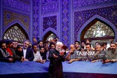 غبارروبی مزار شهدای مدفون در حرم مطهر رضوی