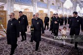 غبارروبی مزار شهدای مدفون در حرم مطهر رضوی