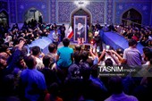 غبارروبی مزار شهدای مدفون در حرم مطهر رضوی