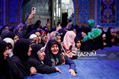 غبارروبی مزار شهدای مدفون در حرم مطهر رضوی
