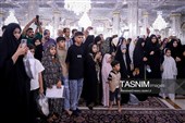 غبارروبی مزار شهدای مدفون در حرم مطهر رضوی