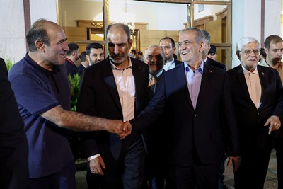 Pezeshkian: Iran Won’t Yield to Demands outside Int’l Law